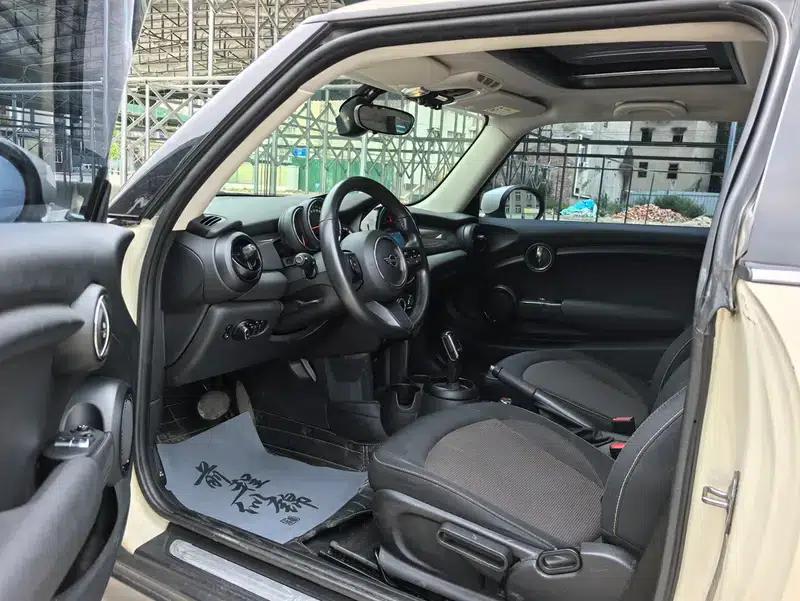 MINI 2022 1.5T ONE — миниатюра 9