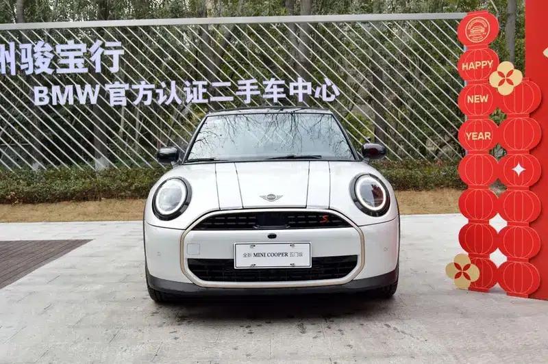 MINI 2025 2.0T COOPER S 5-Door Artist Edition — миниатюра 2