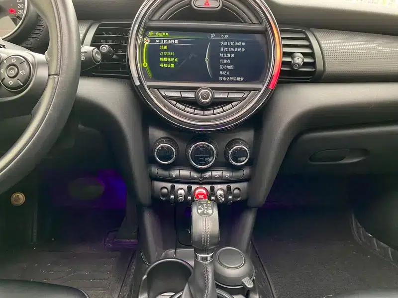 2016 MINI 1.5T COOPER Avant-garde 5-Door Edition — миниатюра 7