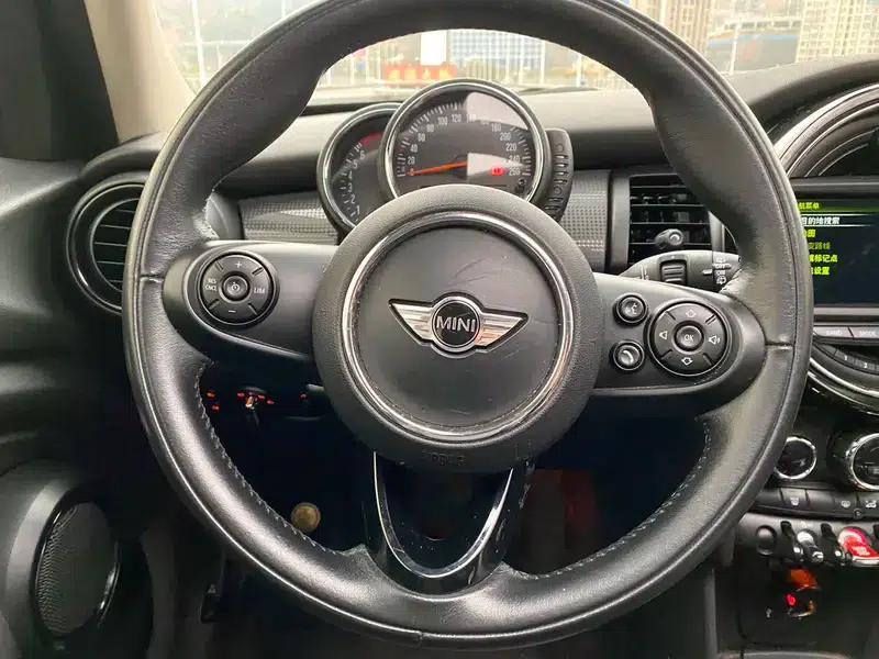 2016 MINI 1.5T COOPER Avant-garde 5-Door Edition — миниатюра 8