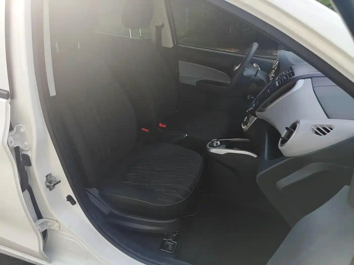 Changan Benben E-Star 2021 National Edition, Heartfelt Edition, Lithium Iron Phosphate (31.86kWh) — миниатюра 13