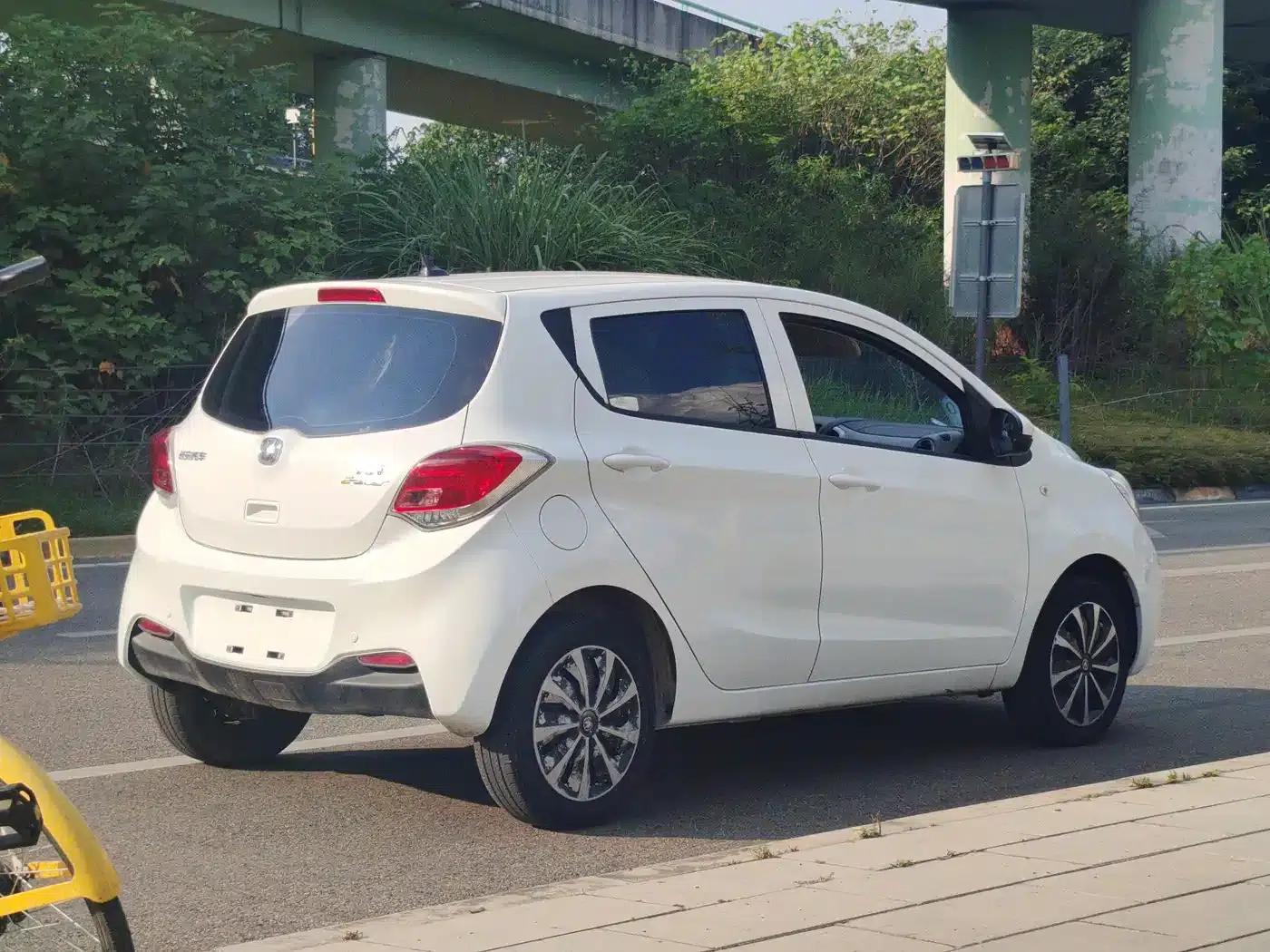 Changan Benben E-Star 2021 National Edition, Heartfelt Edition, Lithium Iron Phosphate (31.86kWh) — миниатюра 16