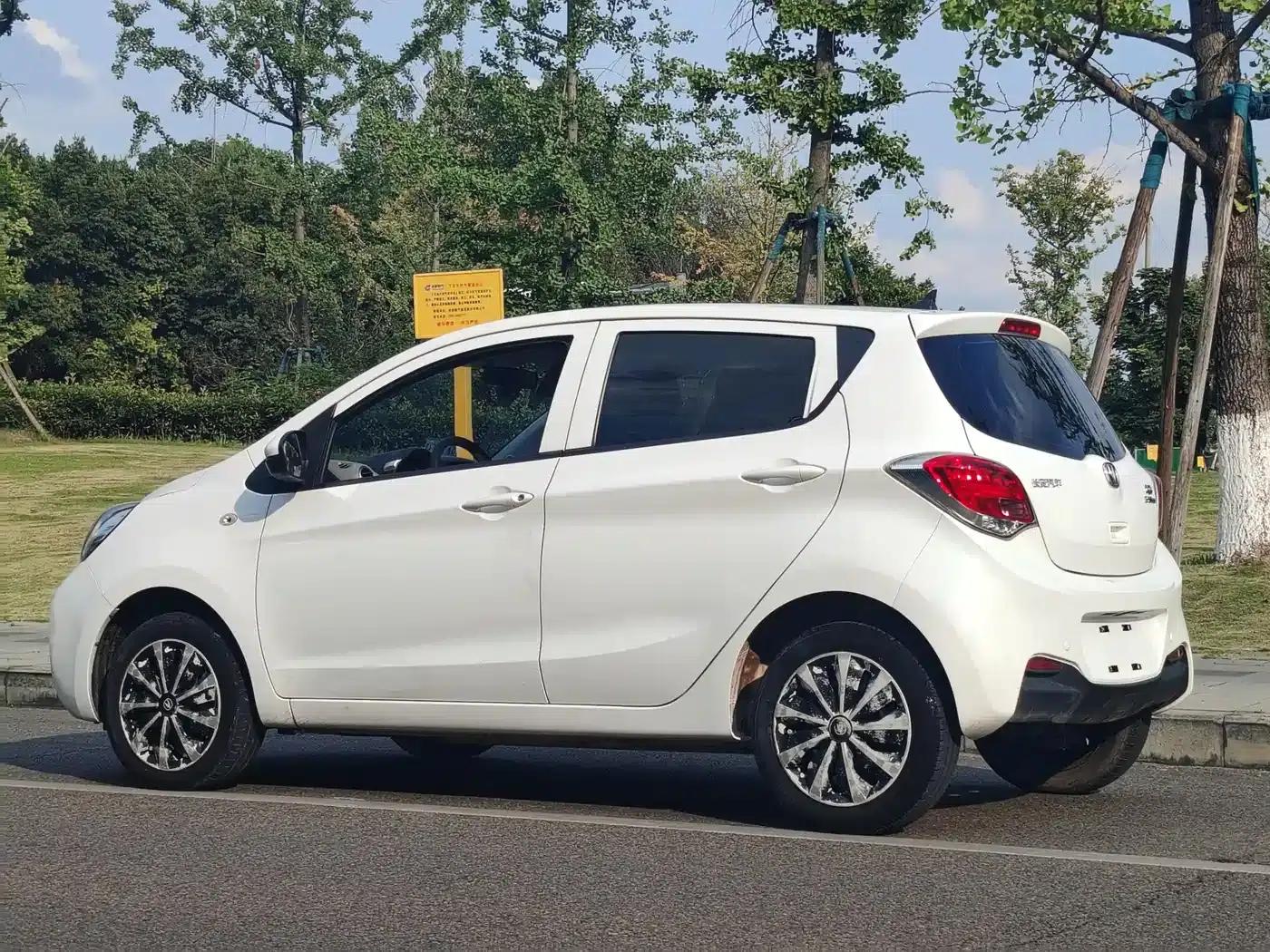 Changan Benben E-Star 2021 National Edition, Heartfelt Edition, Lithium Iron Phosphate (31.86kWh) — миниатюра 18