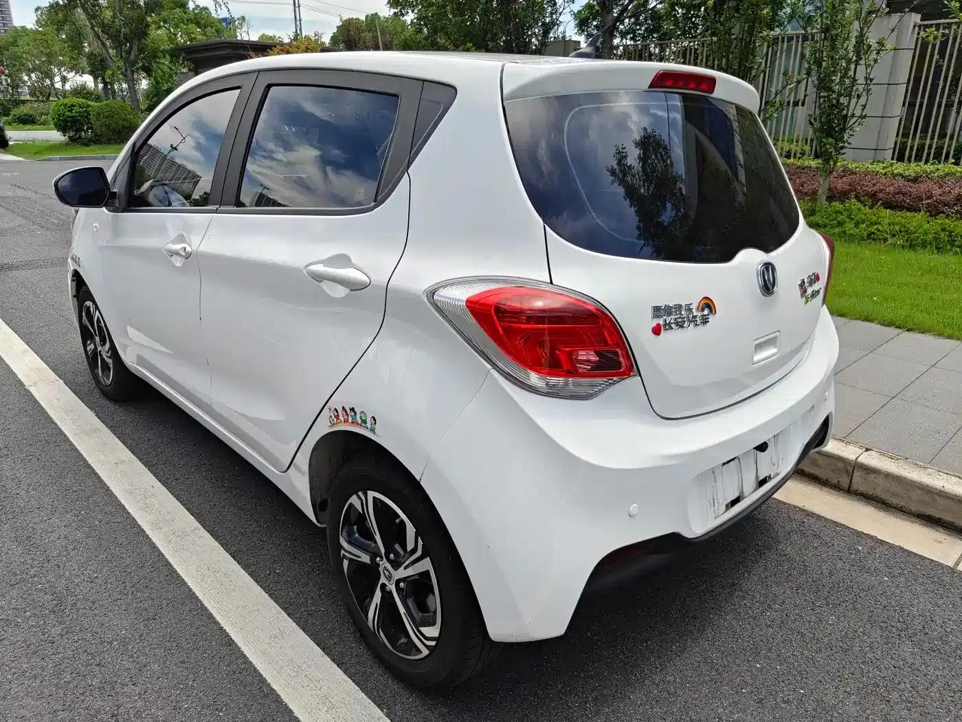 Changan Benben E-Star 2022 National Edition, Colorful Limited Edition (Fast Charging Version), Ternary Lithium Lithium Battery — миниатюра 7