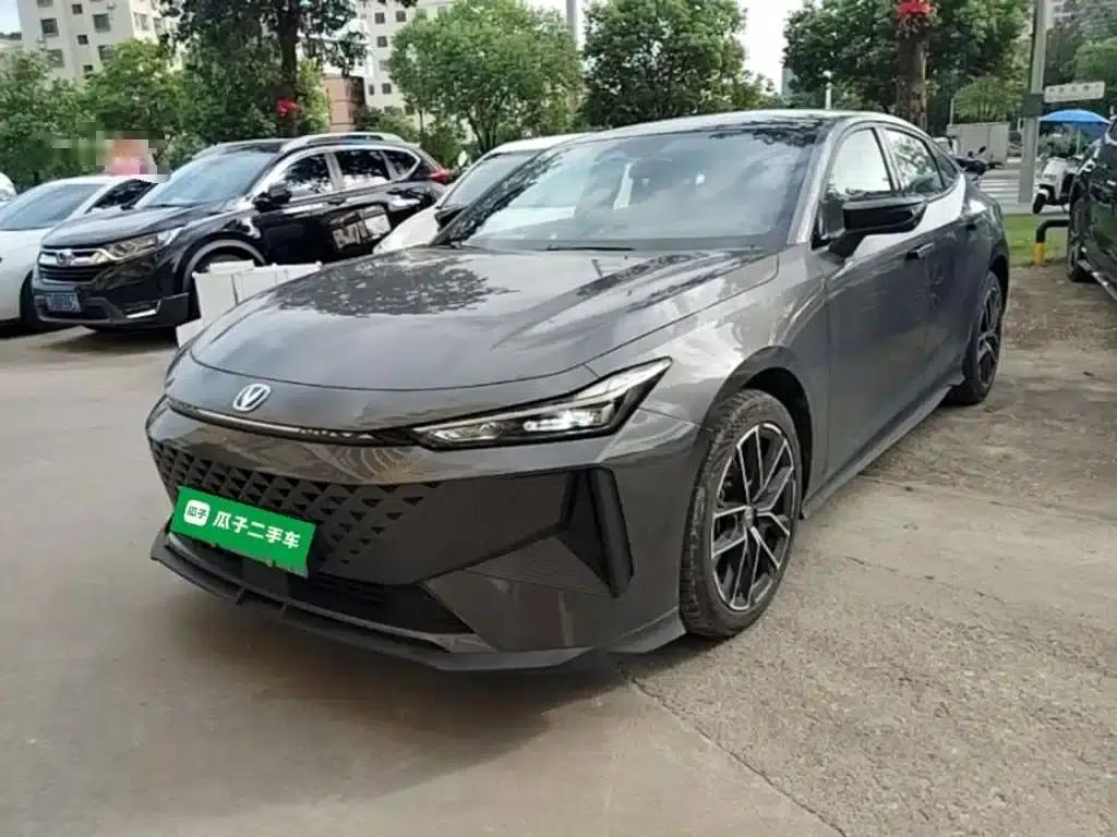 Changan UNI-V Smart Electric iDD 2024 Model Blue Whale Smart Electric iDD 136km Premium Edition — миниатюра 2
