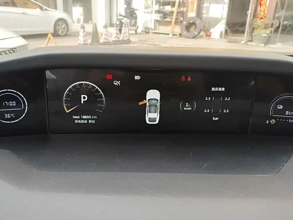 Changan UNI-V Smart Electric iDD 2024 Model Blue Whale Smart Electric iDD 136km Premium Edition — миниатюра 12
