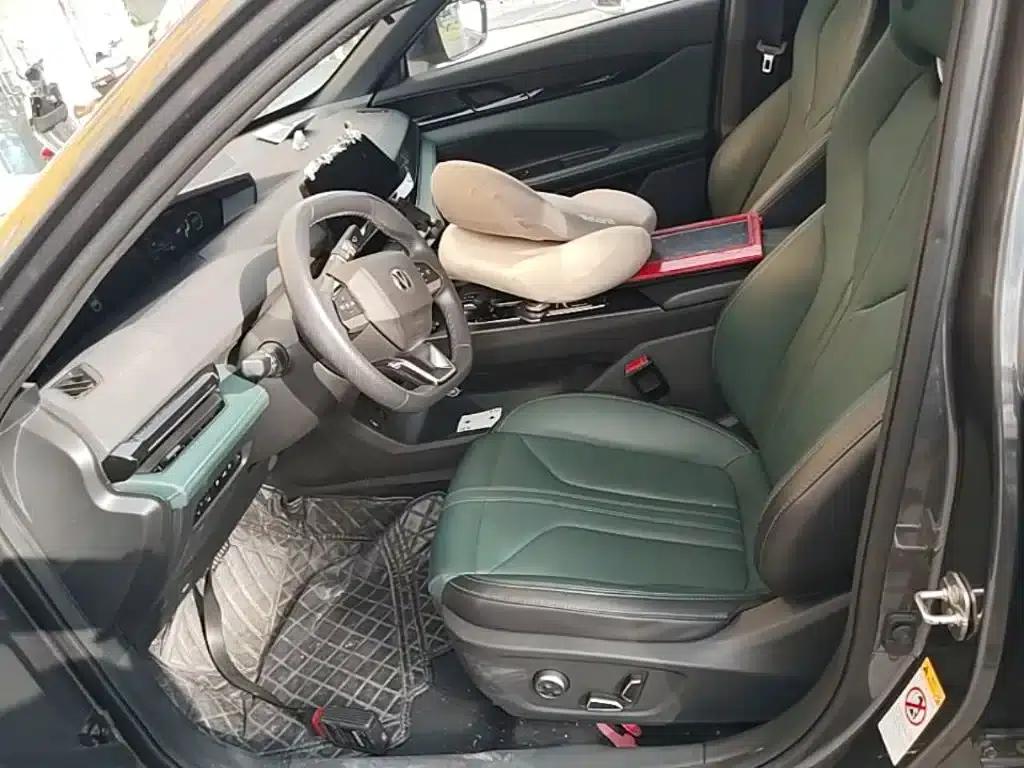 Changan UNI-V Smart Electric iDD 2024 Model Blue Whale Smart Electric iDD 136km Premium Edition — миниатюра 15