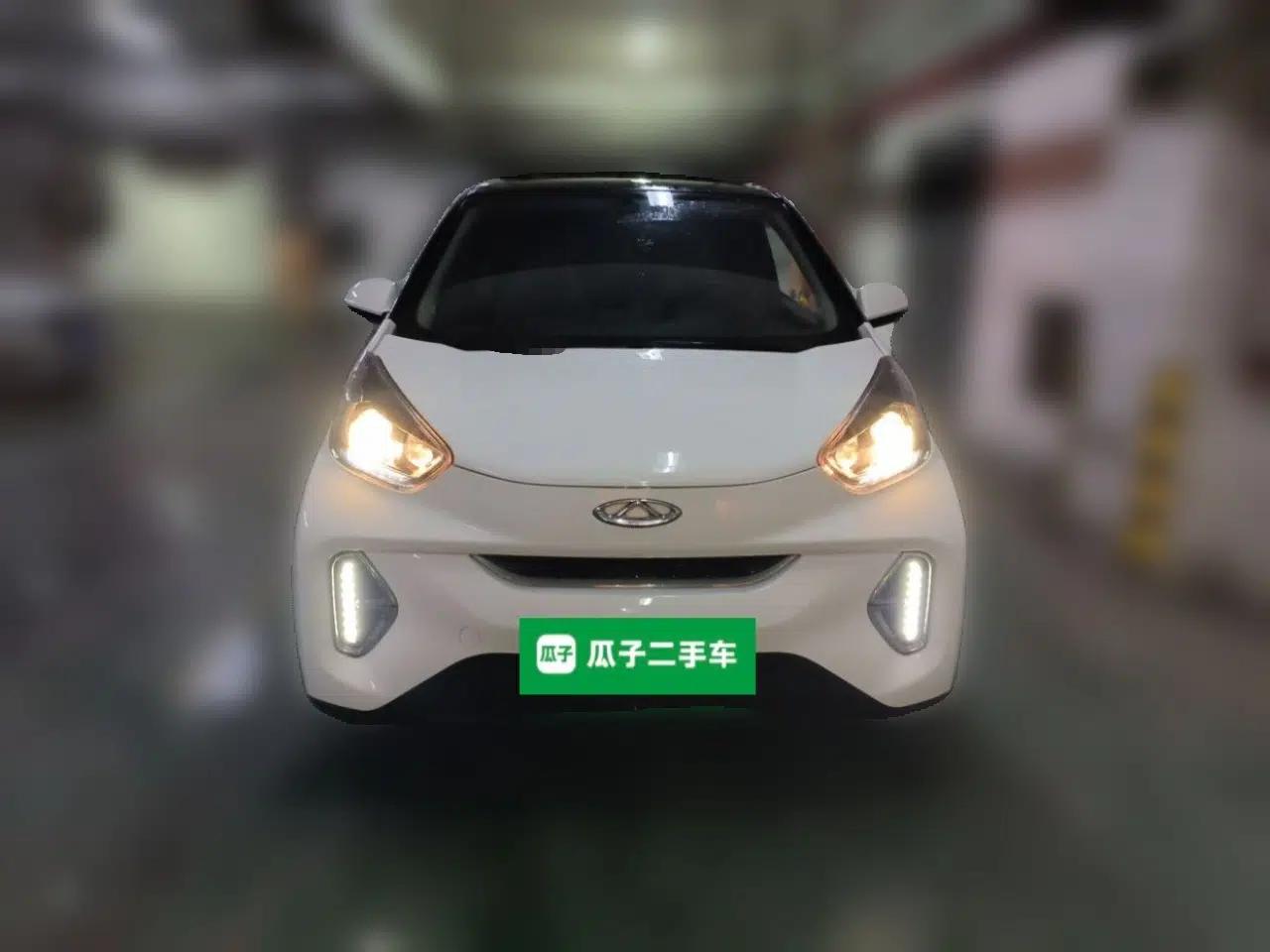 Chery QQ Little Ant 2024 Edition Youth Version 251km True Love Edition 25.05 kWh — миниатюра 2