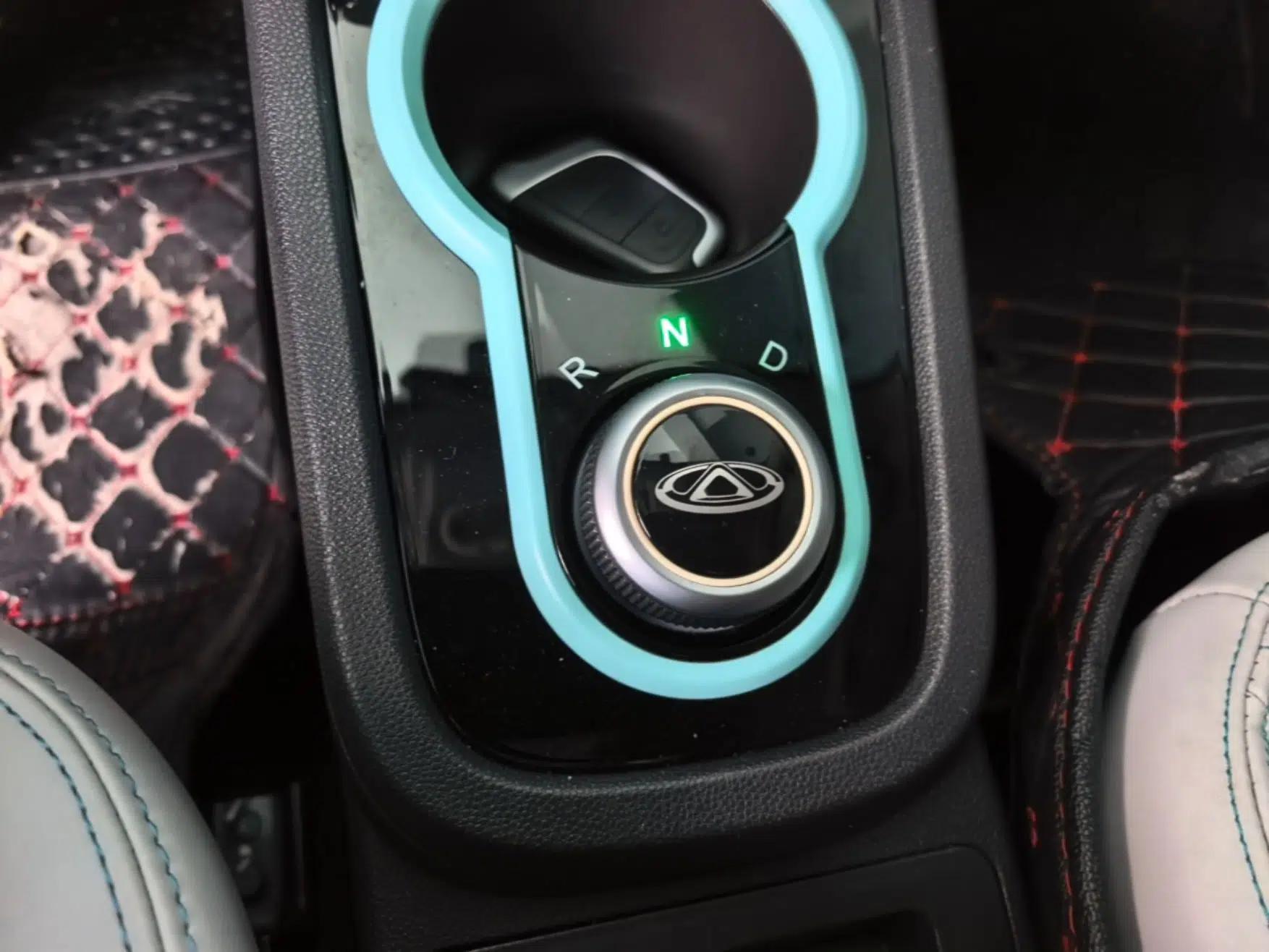 Chery QQ Little Ant 2021 200 000-Yuan Ant Fan Edition Oxygen Version Lithium-Ion Battery 301 km — миниатюра 16