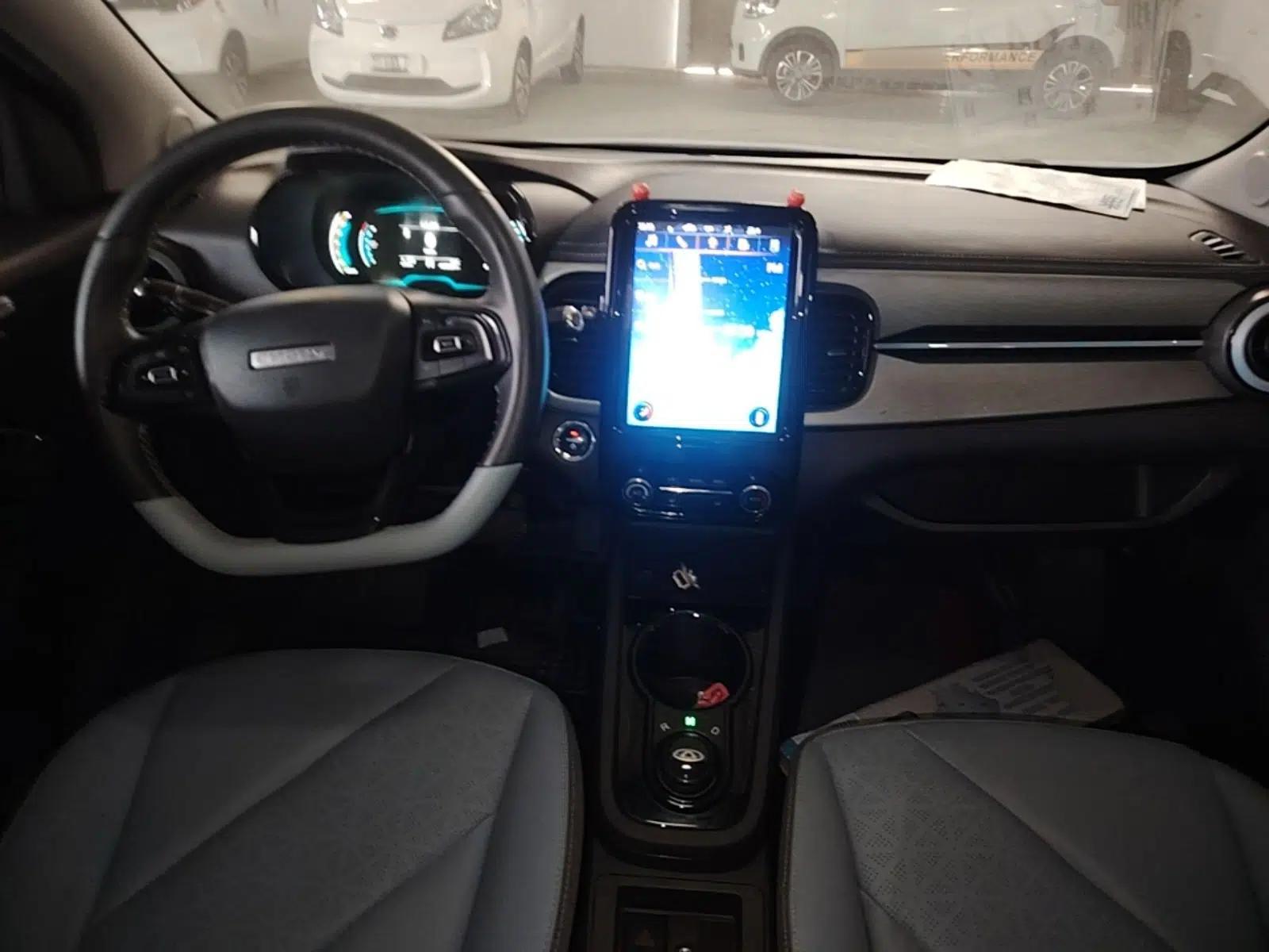 Chery QQ Little Ant 2022 Sweet Pink Edition Low-Sugar Version 30kW 301km Range — миниатюра 12