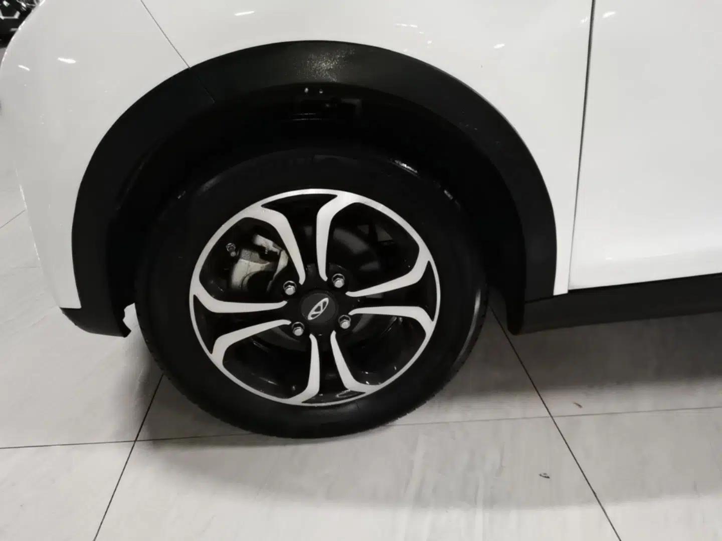 Chery QQ Little Ant 2019 4-Seater Smart Edition 30.6 kWh — миниатюра 10