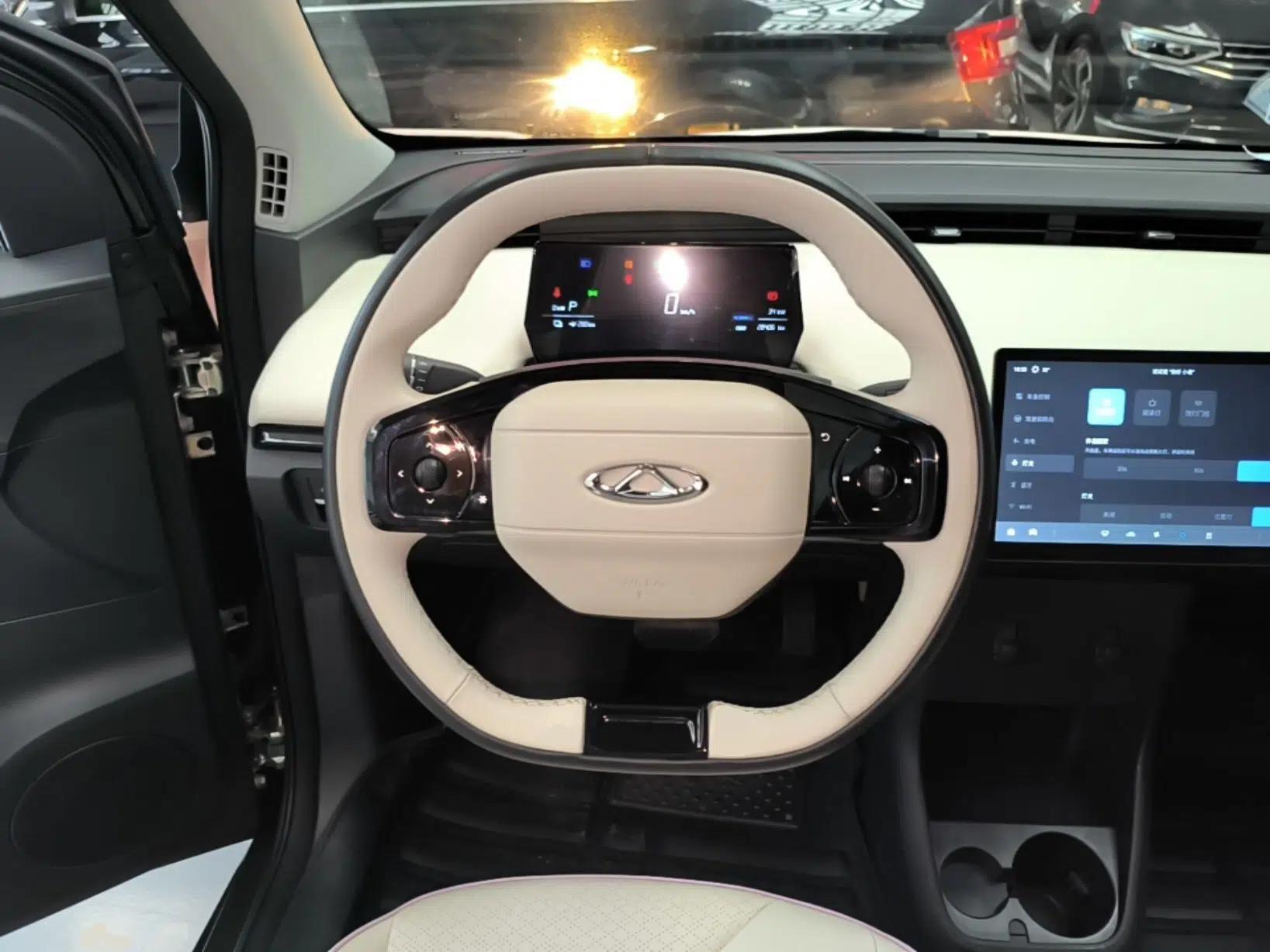 Chery QQ Little Ant 2024 Refreshed Version Youth Edition 321 km Beloved Edition 29.23 kWh — миниатюра 18
