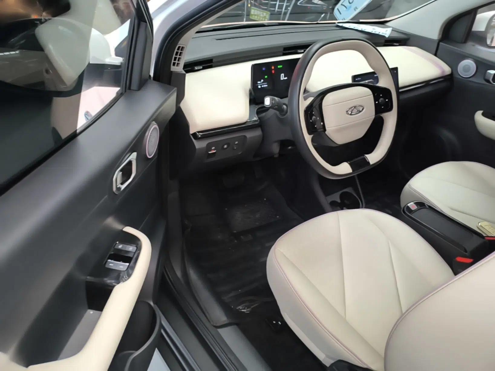 Chery QQ Little Ant 2024 Refreshed Version Youth Edition 321 km Beloved Edition 29.23 kWh — миниатюра 23