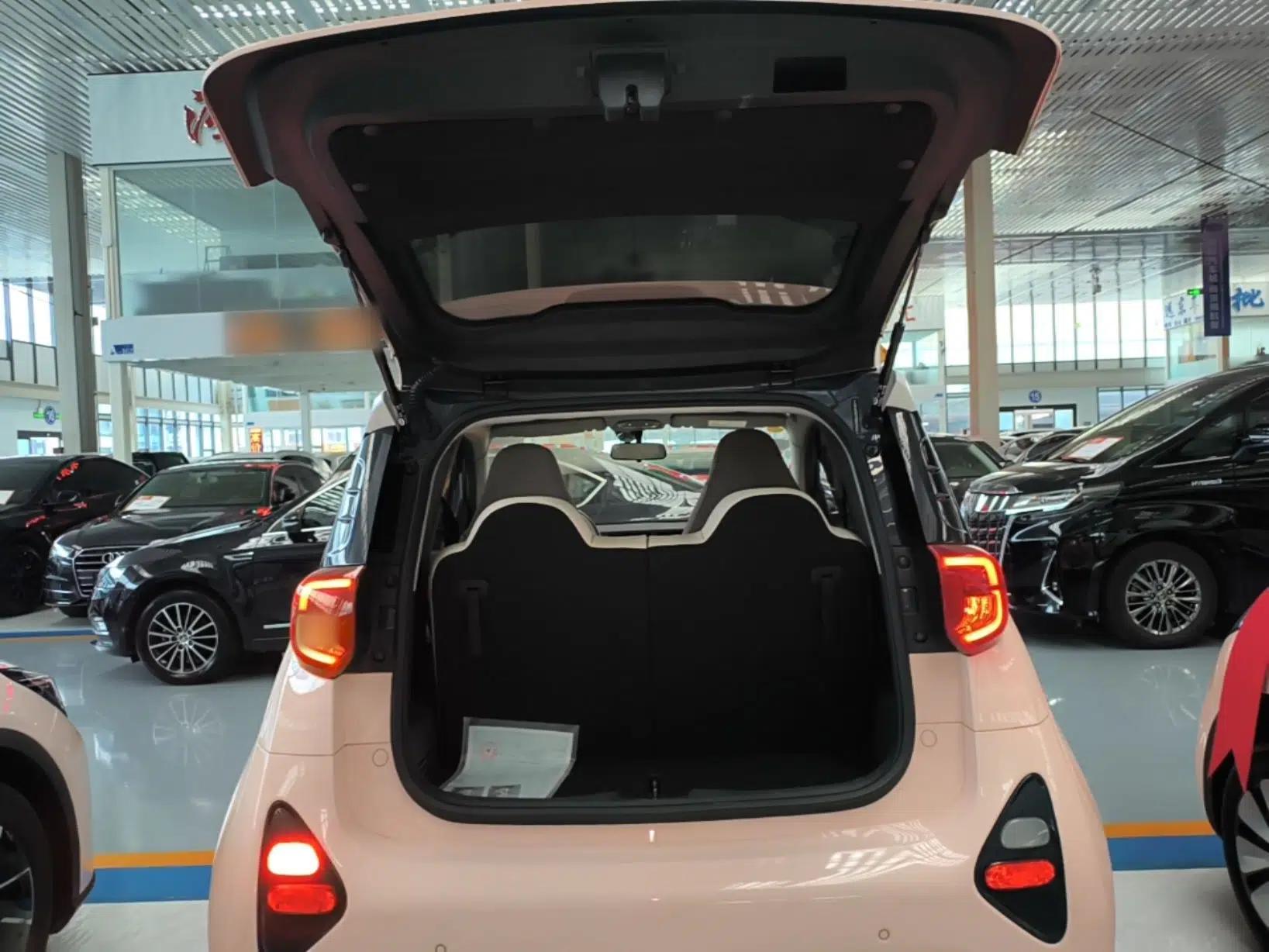 Chery QQ Little Ant 2024 Refreshed Version Youth Edition 321 km Beloved Edition 29.23 kWh — миниатюра 27