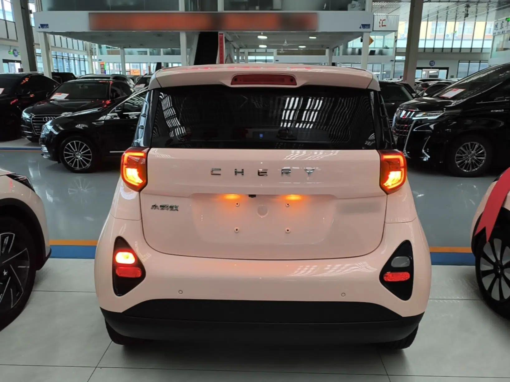 Chery QQ Little Ant 2024 Refreshed Version Youth Edition 321 km Beloved Edition 29.23 kWh — миниатюра 5
