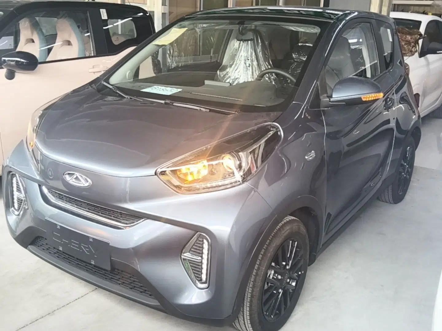 Chery QQ Little Ant 2024 251km True Love Edition — миниатюра 1