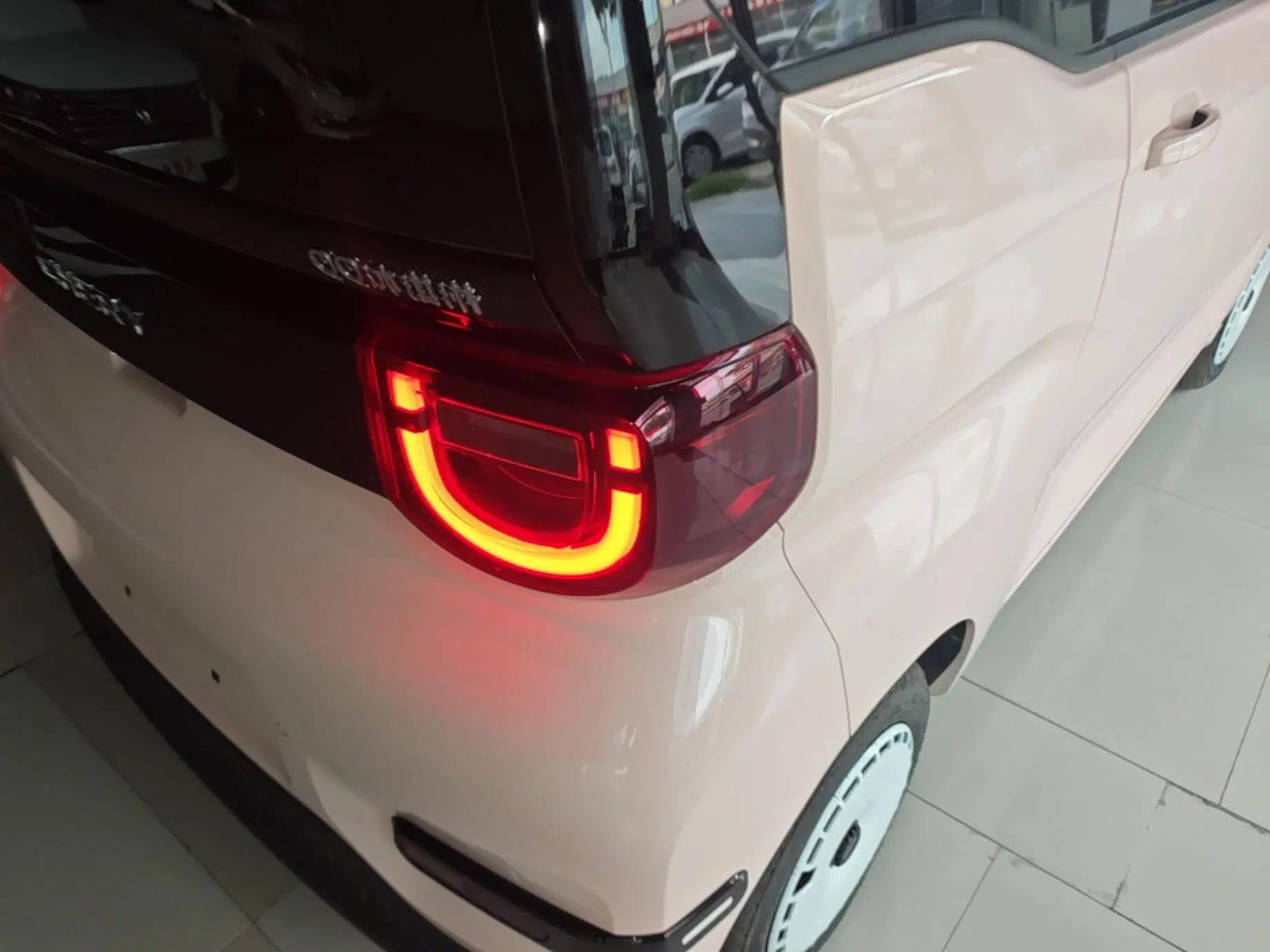 Chery QQ Ice Cream 2025 205km Qi Energy Version — миниатюра 9