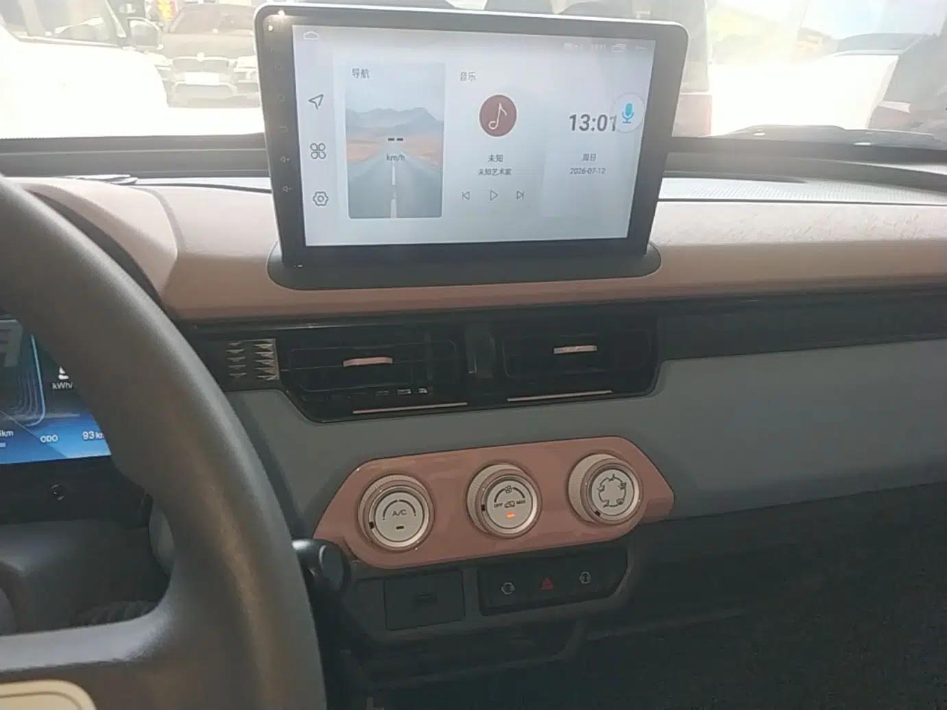 Chery QQ Ice Cream 2024 Edition Youth Version 205km Sundae — миниатюра 15