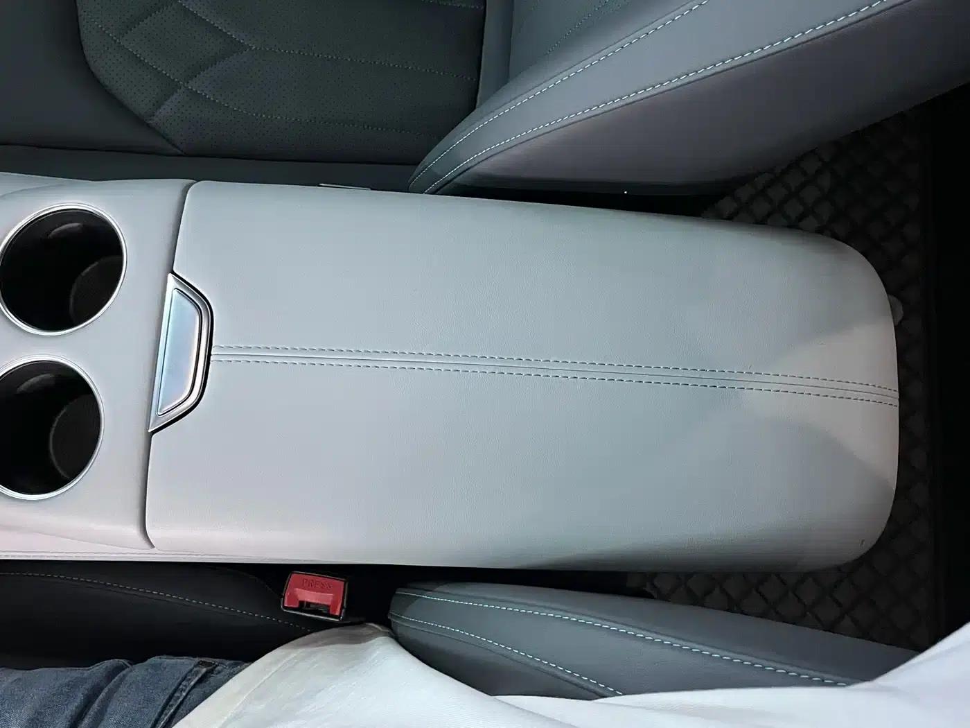 Changan UNI-Z New Energy 2024 Blue Whale Smart Electric iDD 125km Superior Edition — миниатюра 13