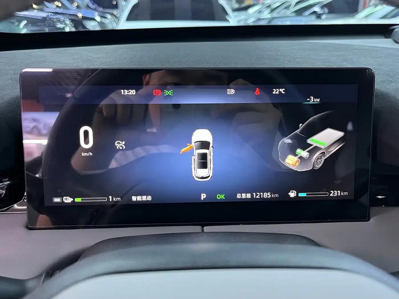 Changan UNI-Z New Energy 2024 Blue Whale Smart Electric iDD 125km Superior Edition — миниатюра 10