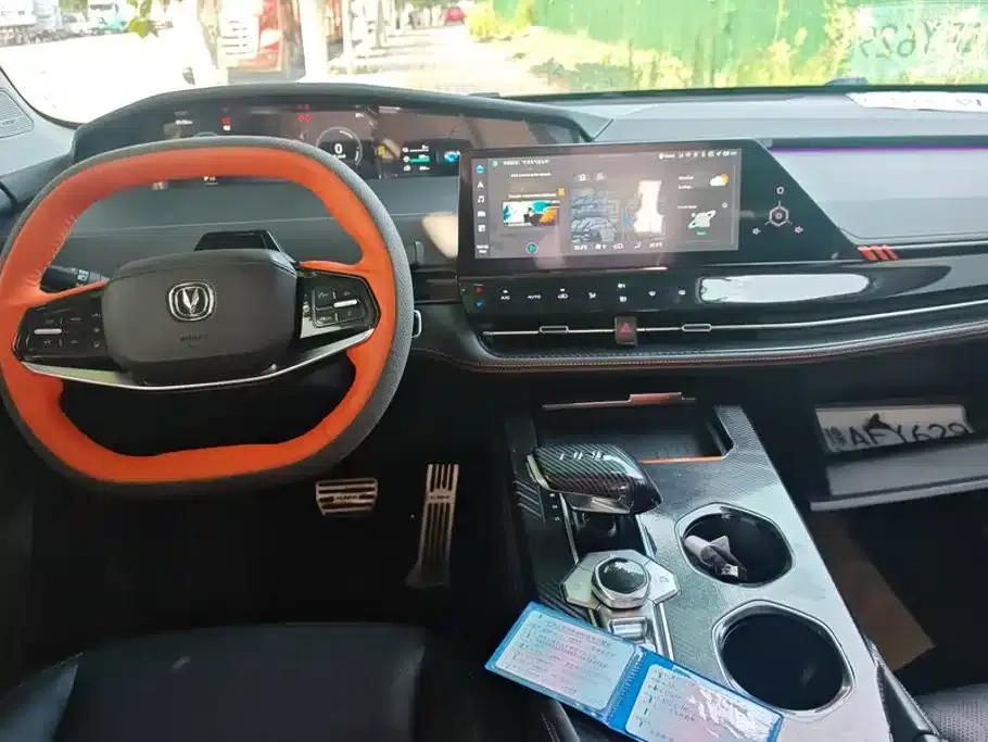 Changan UNI-K Smart Electric iDD 2022 Blue Whale iDD 130km 1.5T Premium Edition — миниатюра 12