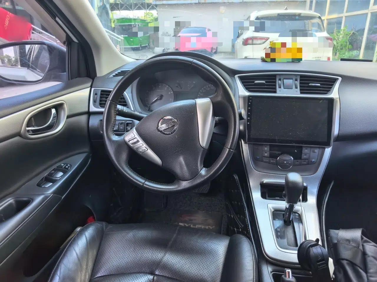 Nissan Sylphy 2014 1.6XV CVT Deluxe Edition — миниатюра 10