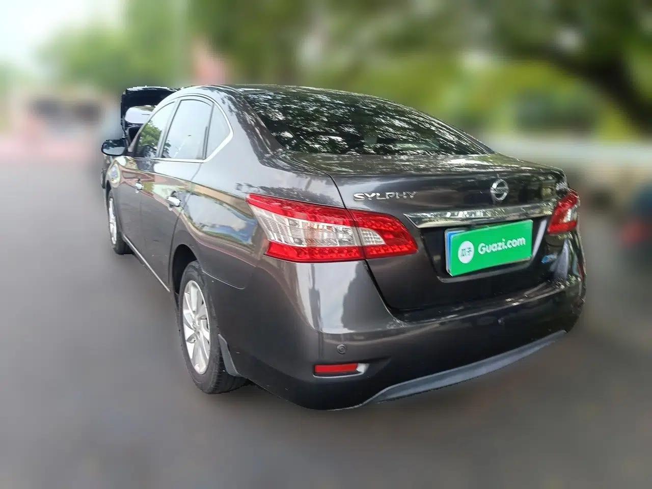 Nissan Sylphy 2012 1.6 XL CVT Luxury Edition — миниатюра 4