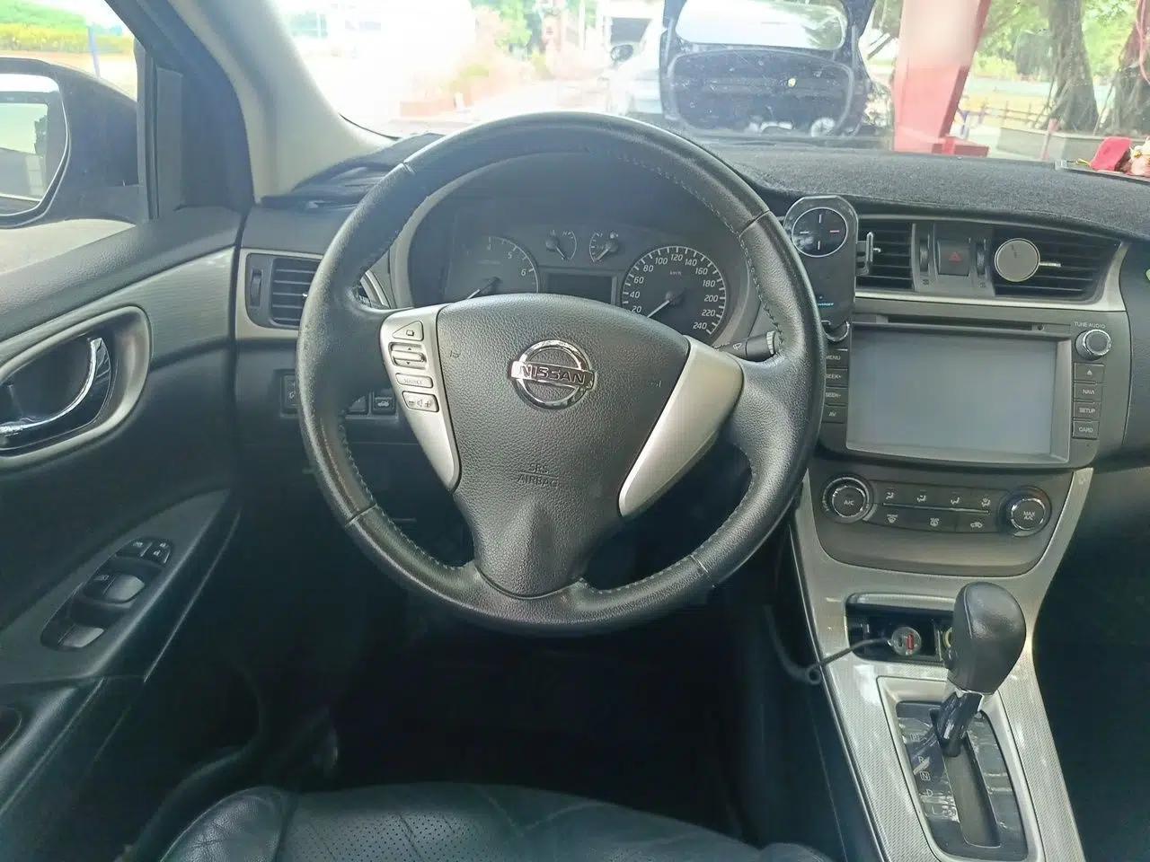 Nissan Sylphy 2012 1.6 XL CVT Luxury Edition — миниатюра 10