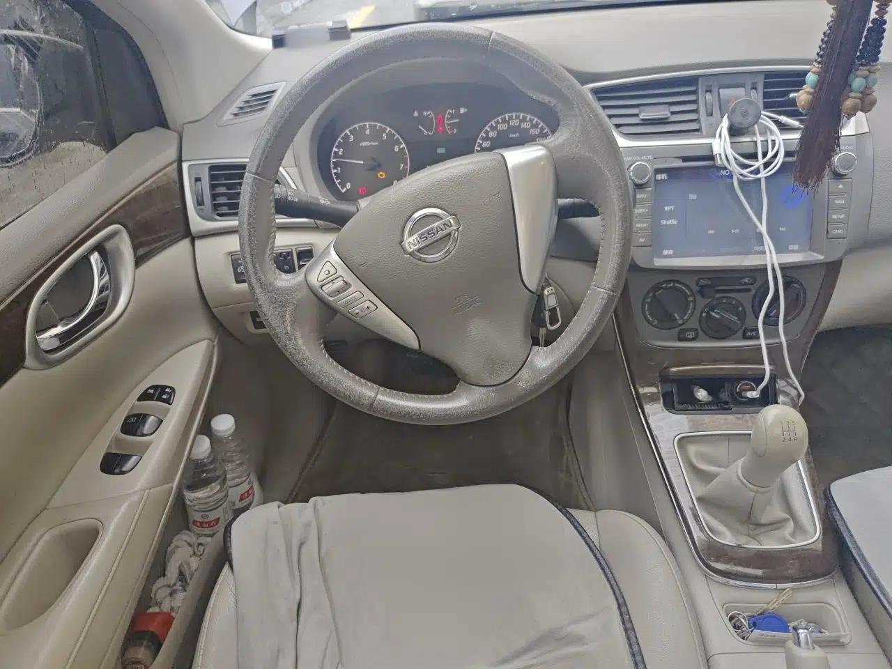 Nissan Sylphy 2012 1.6 XL Manual Luxury Edition — миниатюра 10
