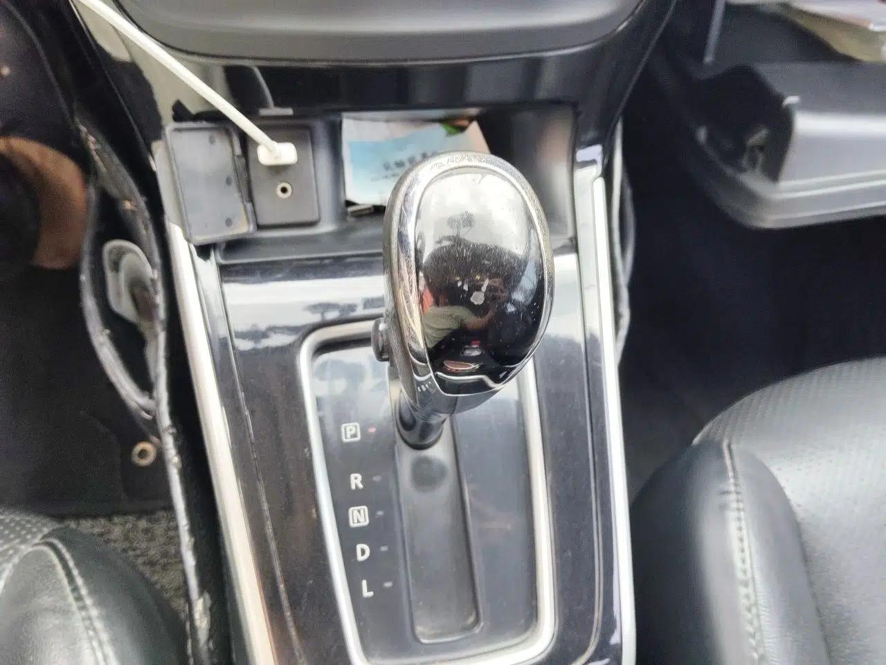 Nissan Sylphy 2018 1.6XV CVT Deluxe Edition — миниатюра 14