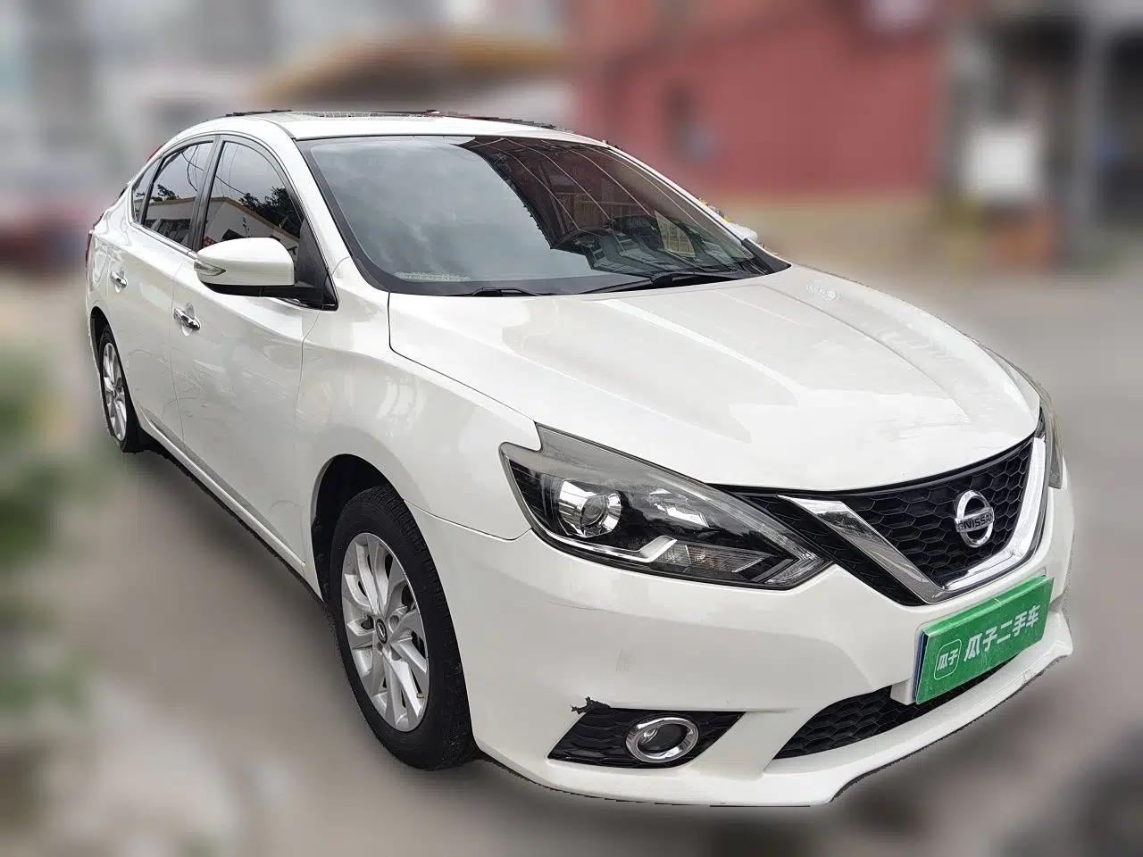Nissan Sylphy 2018 1.6XV CVT Deluxe Edition — миниатюра 3