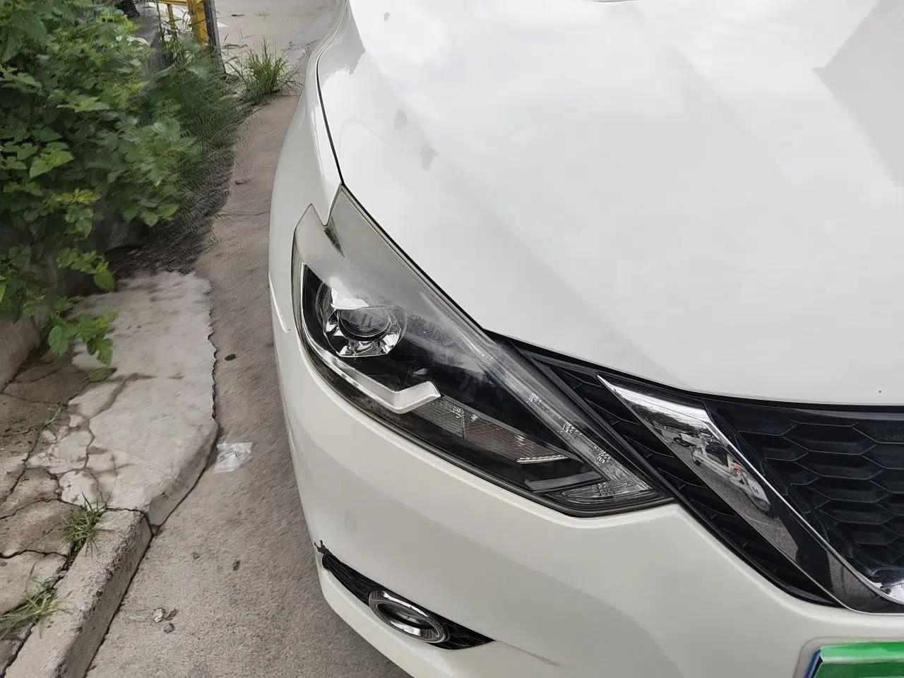 Nissan Sylphy 2018 1.6XV CVT Deluxe Edition — миниатюра 7