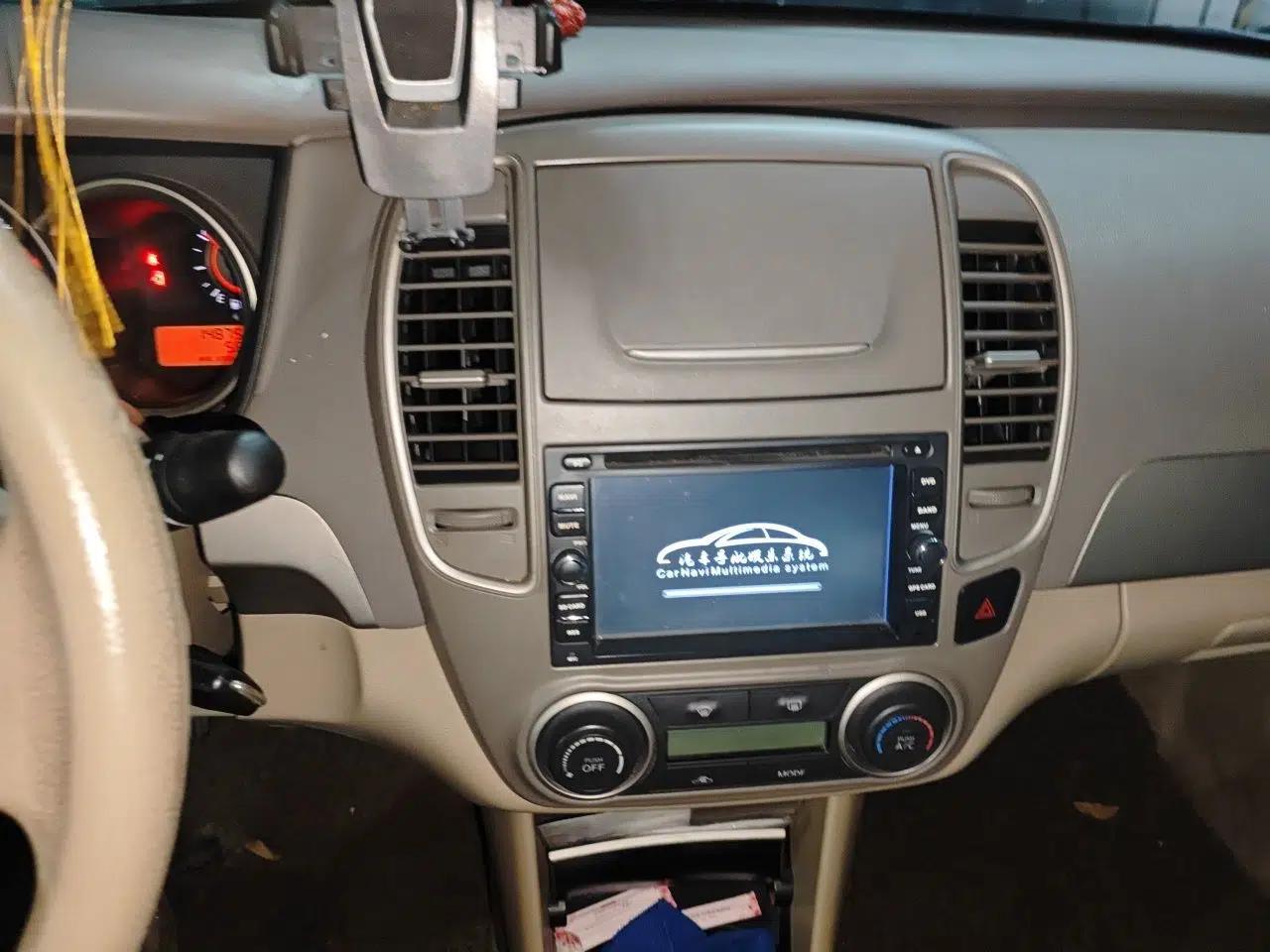 Nissan Sylphy 2012 Classic 1.6XE Manual Comfort Edition — миниатюра 13