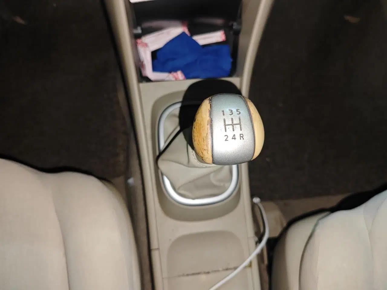 Nissan Sylphy 2012 Classic 1.6XE Manual Comfort Edition — миниатюра 14