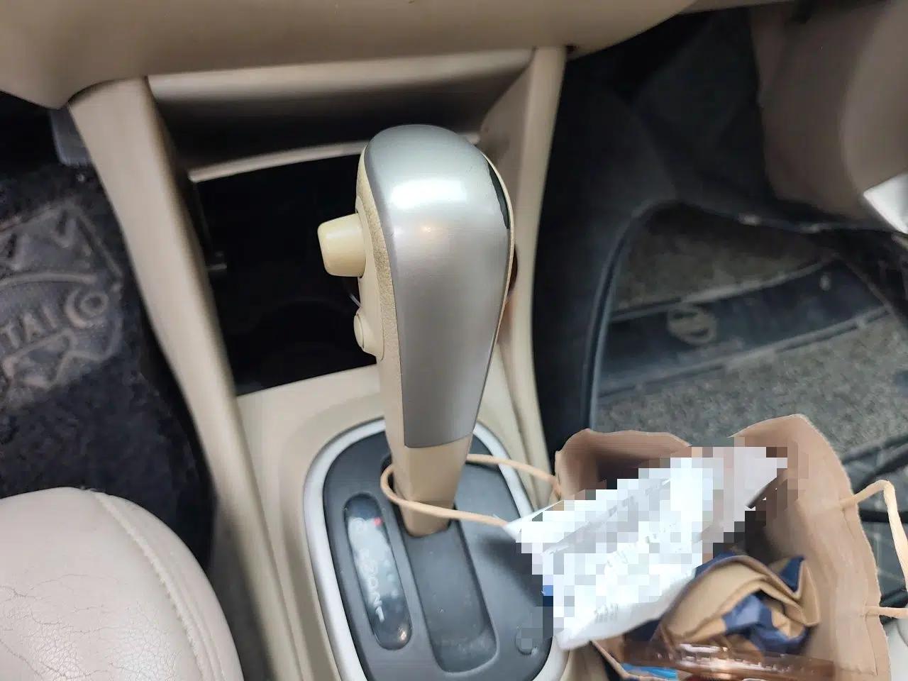 Nissan Sylphy 2016 Classic 1.6XE Automatic Leading Edition — миниатюра 14