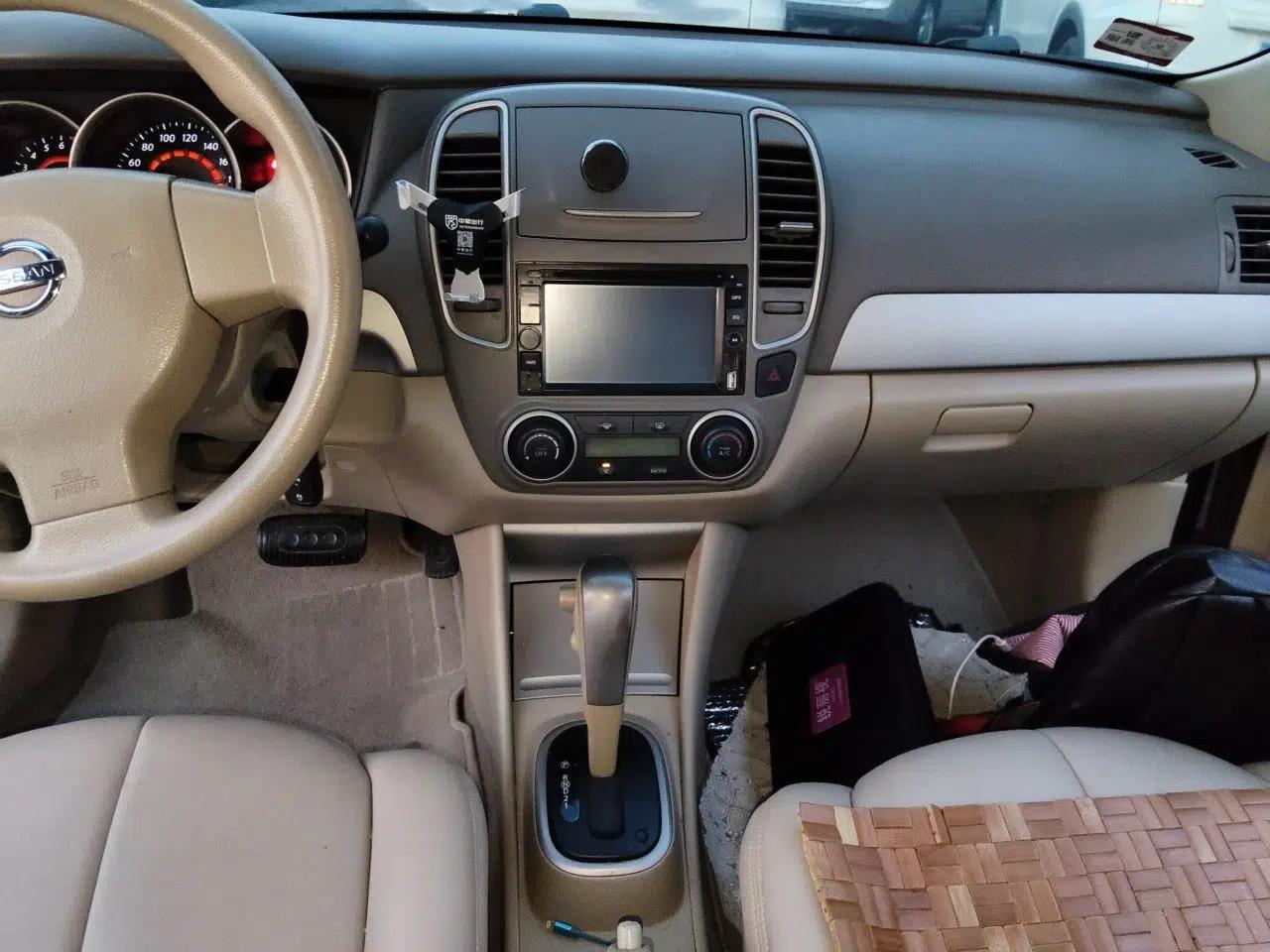 Nissan Sylphy 2012 Classic 1.6XE Automatic Comfort Edition — миниатюра 13