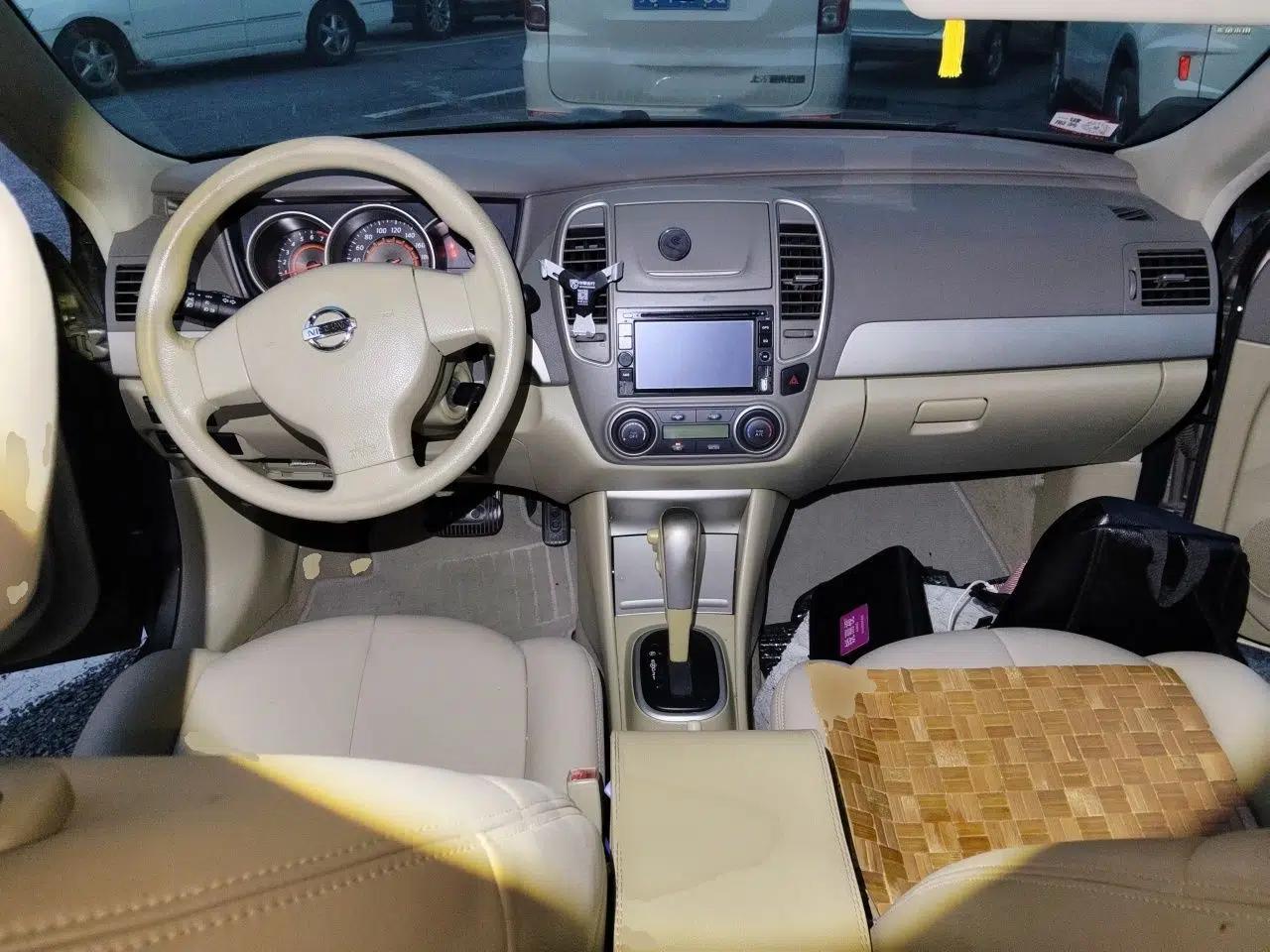 Nissan Sylphy 2012 Classic 1.6XE Automatic Comfort Edition — миниатюра 9