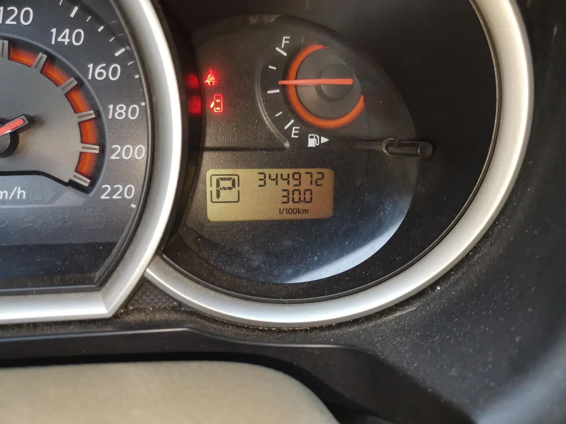 Nissan Sylphy 2009 1.6XL Automatic Luxury Sunroof Edition — миниатюра 12