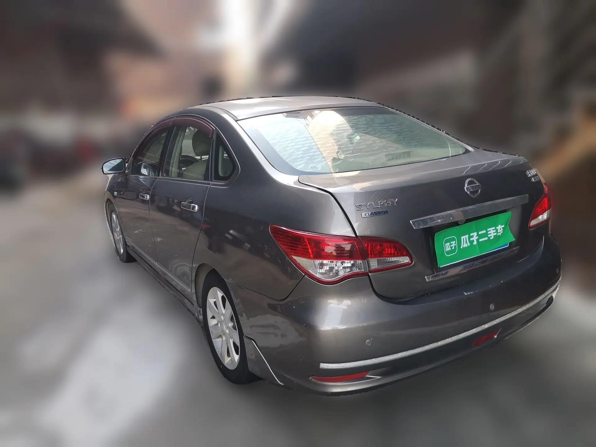 Nissan Sylphy 2009 1.6XL Automatic Luxury Sunroof Edition — миниатюра 4