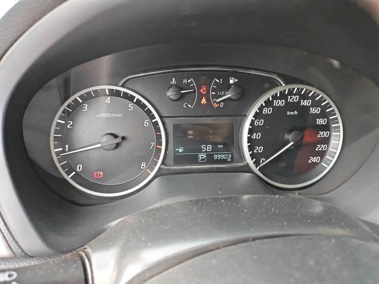 Nissan Sylphy 2016 1.6 XL CVT Luxury Edition — миниатюра 11
