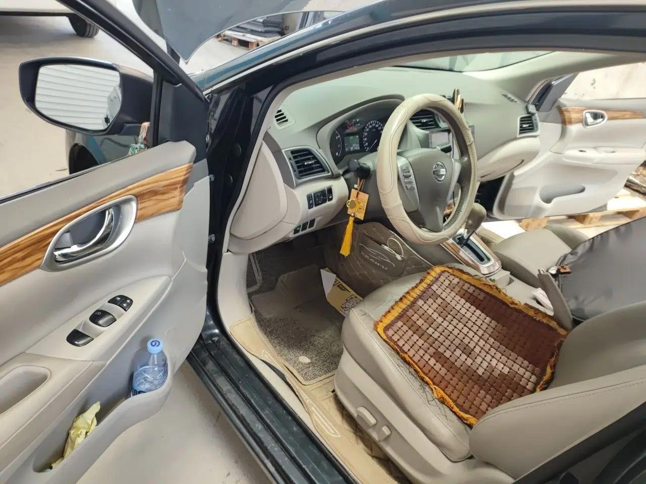 Nissan Sylphy 2014 1.6XV CVT Deluxe Edition — миниатюра 16