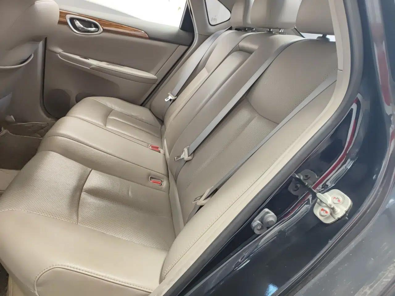 Nissan Sylphy 2014 1.6XV CVT Deluxe Edition — миниатюра 17