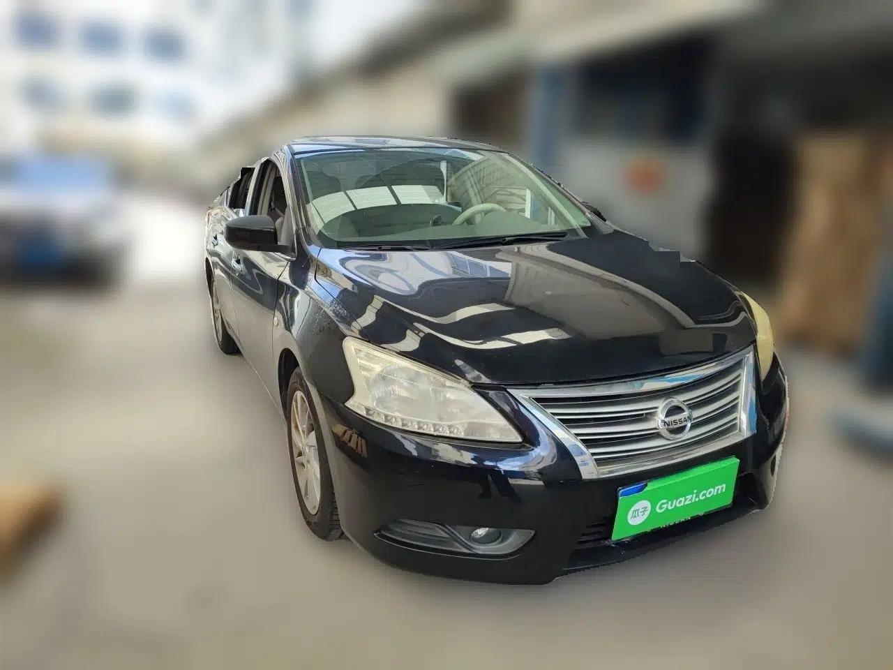 Nissan Sylphy 2014 1.6XV CVT Deluxe Edition — миниатюра 3