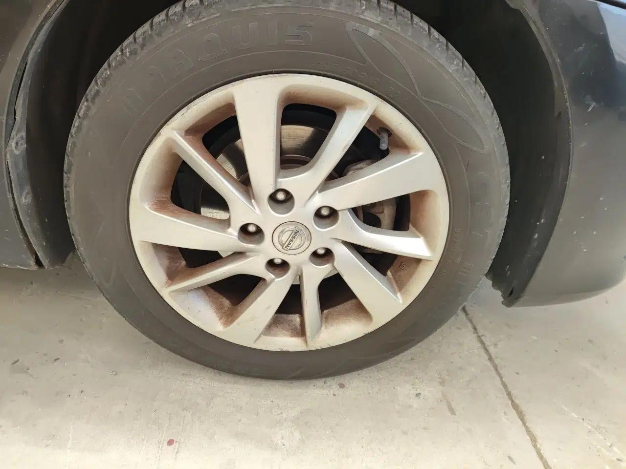 Nissan Sylphy 2014 1.6XV CVT Deluxe Edition — миниатюра 8