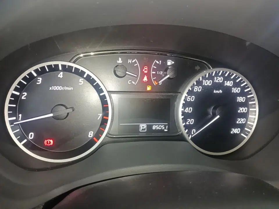 Nissan Sylphy 2021 Classic 1.6XL CVT Luxury Edition — миниатюра 14