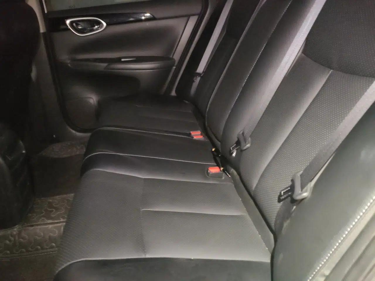 Nissan Sylphy 2016 1.6 XL CVT Deluxe Edition — миниатюра 17