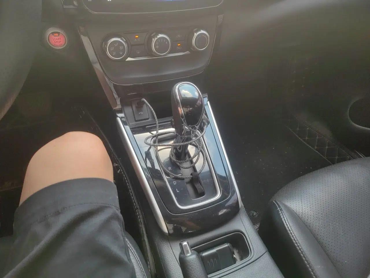 Nissan Sylphy 2019 1.6XV CVT Smart Connect Luxury Edition China V Standard — миниатюра 14