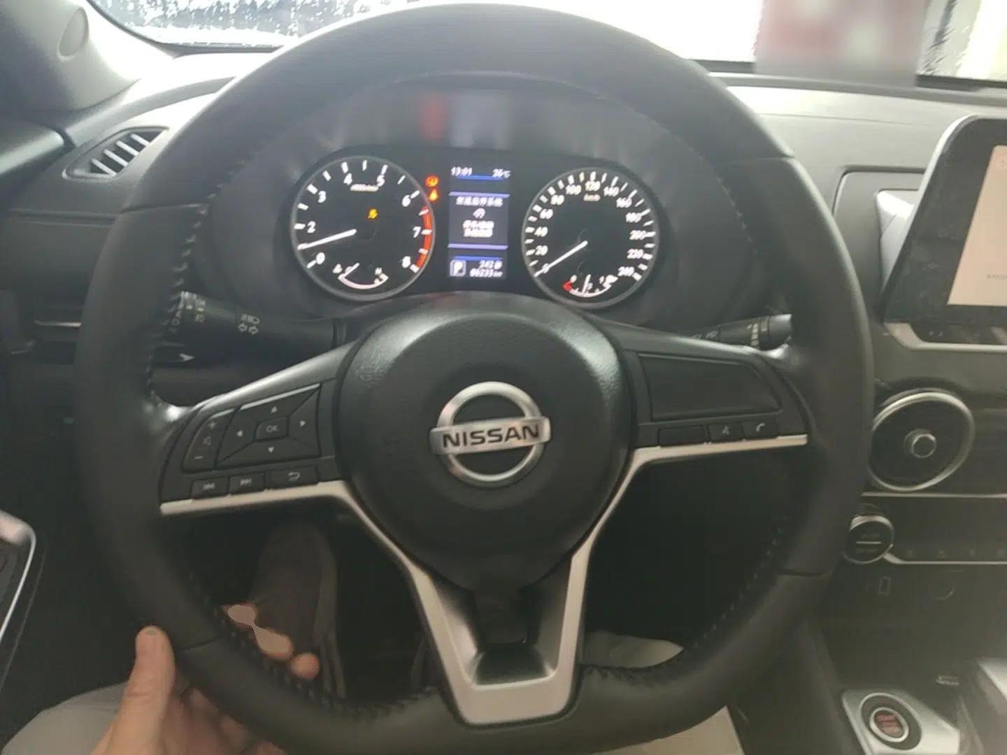 Nissan Sylphy 2021 1.6L XL CVT Enjoyment Edition — миниатюра 18