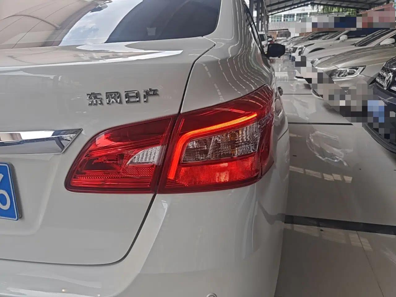 Nissan Sylphy 2022 Classic 1.6XE CVT Comfort Edition — миниатюра 9