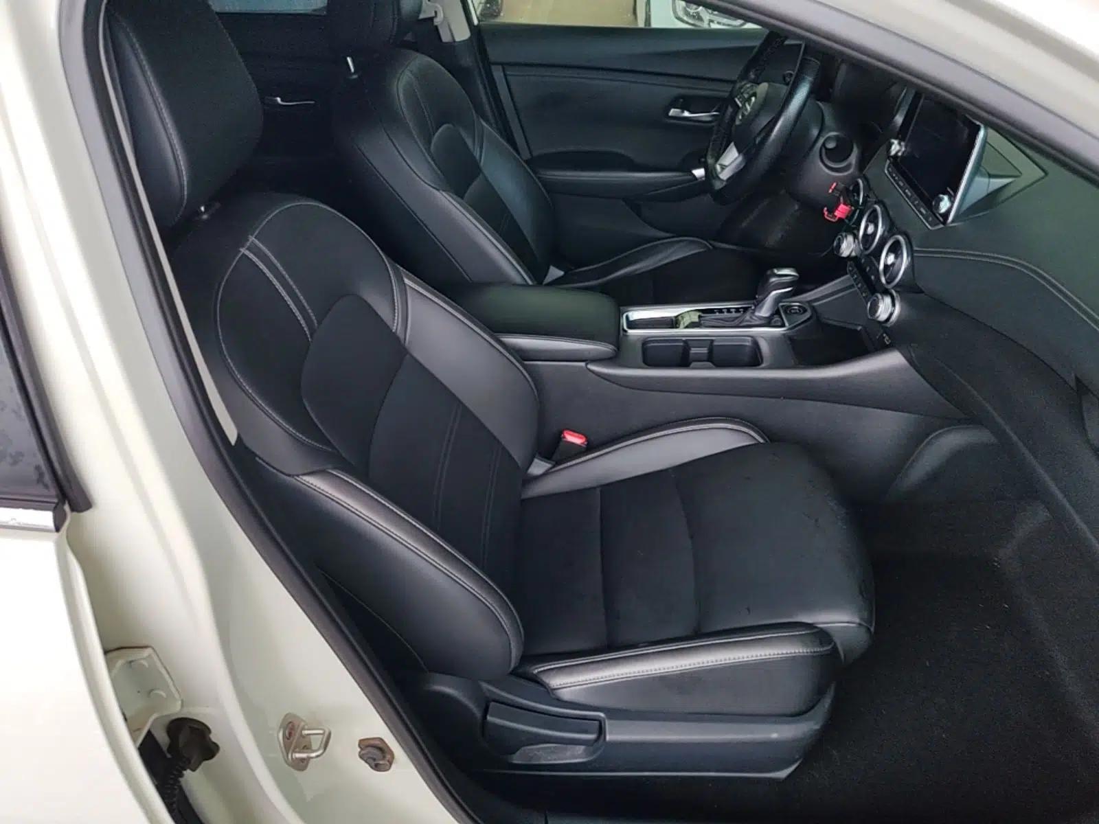Nissan Sylphy 2020 1.6L XL CVT Enjoyment Edition — миниатюра 19